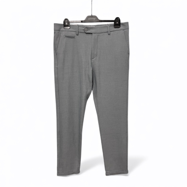 Le Deux püksid. Suurus 33/30