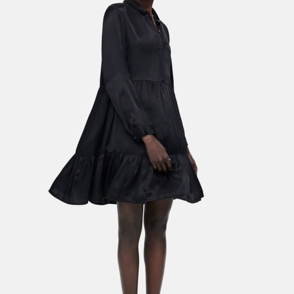 Zara kleit. Suurus M